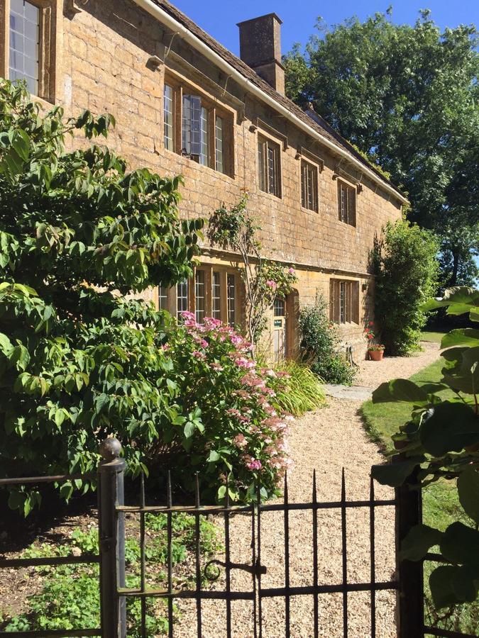 The Fat Pigeon Guest House Yeovil Exterior photo
