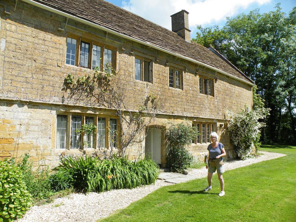 The Fat Pigeon Guest House Yeovil Exterior photo