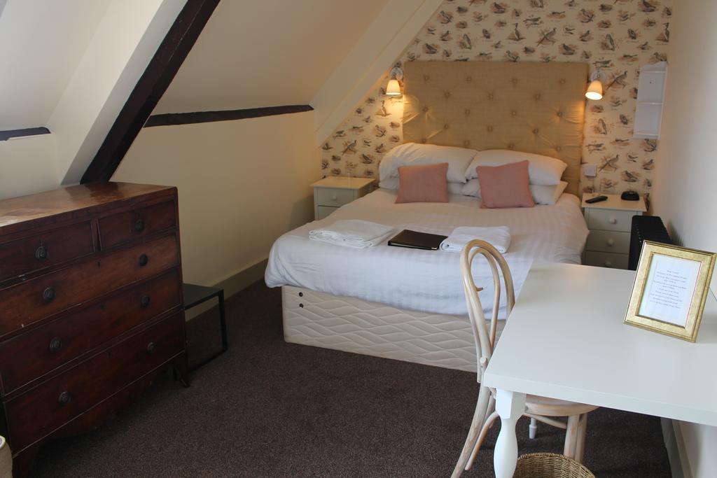 The Fat Pigeon Guest House Yeovil Exterior photo